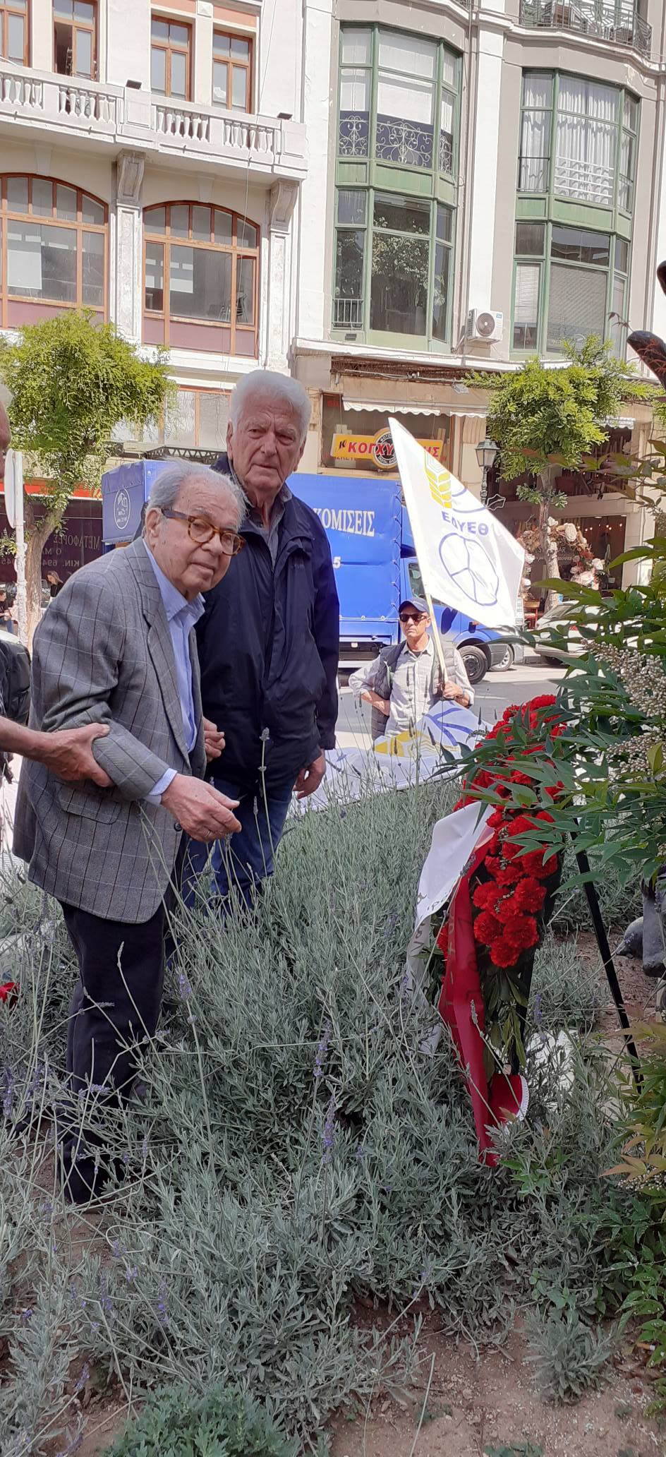 62 ΧΡΟΝΙΑ ΑΠΟ ΤΗ ΔΟΛΟΦΟΝΙΑ ΤΟΥ ΓΡ. ΛΑΜΠΡΑΚΗ