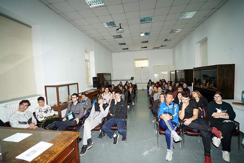 episkpsh mathiton toy 5oy lykeioy zografoy sta grafeia toy sfea 2019 11