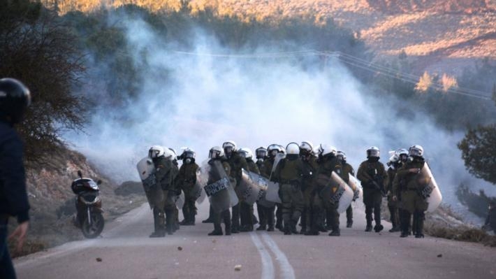 ΕΝΤΕΙΝΕΤΑΙ Ο ΚΥΒΕΡΝΗΤΙΚΟΣ ΑΥΤΑΡΧΙΣΜΟΣ